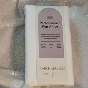 NWT Threshold Performance Flat Sheet Twin Size 100% Cotton 400 Thread Count